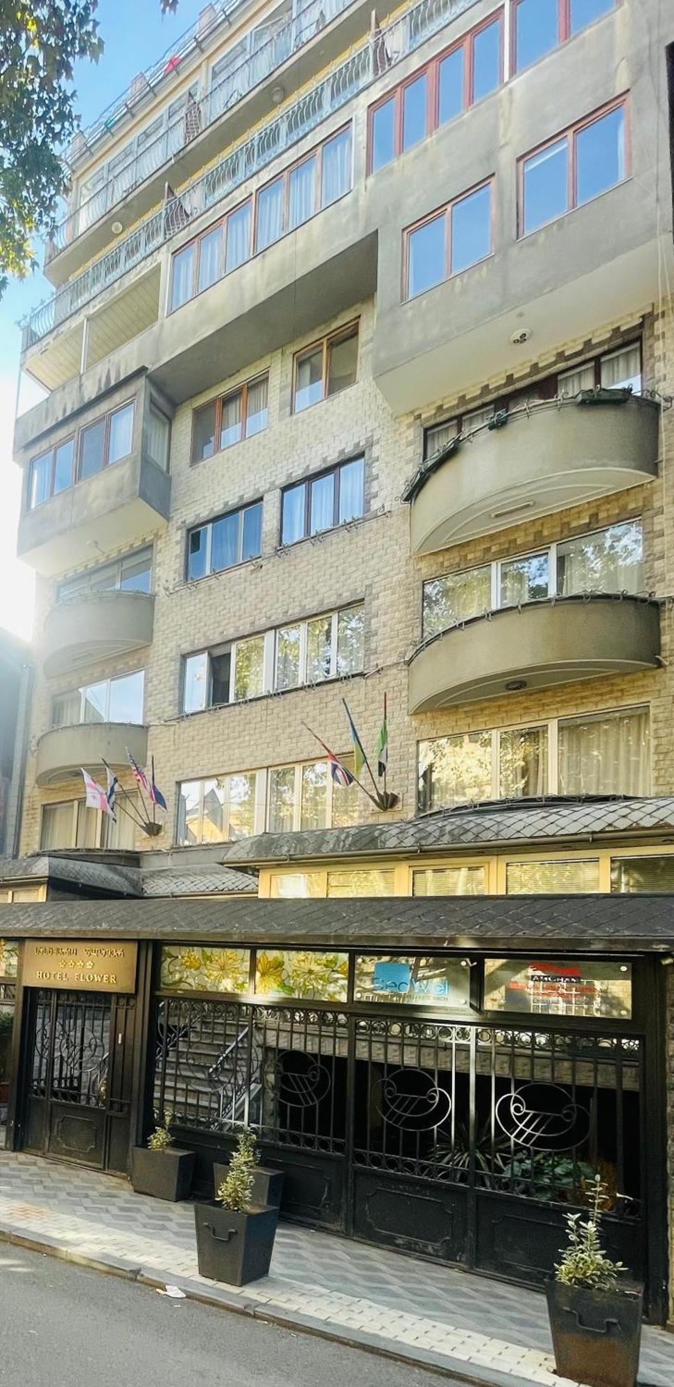 Hotel Four Seasons Тбилиси Екстериор снимка